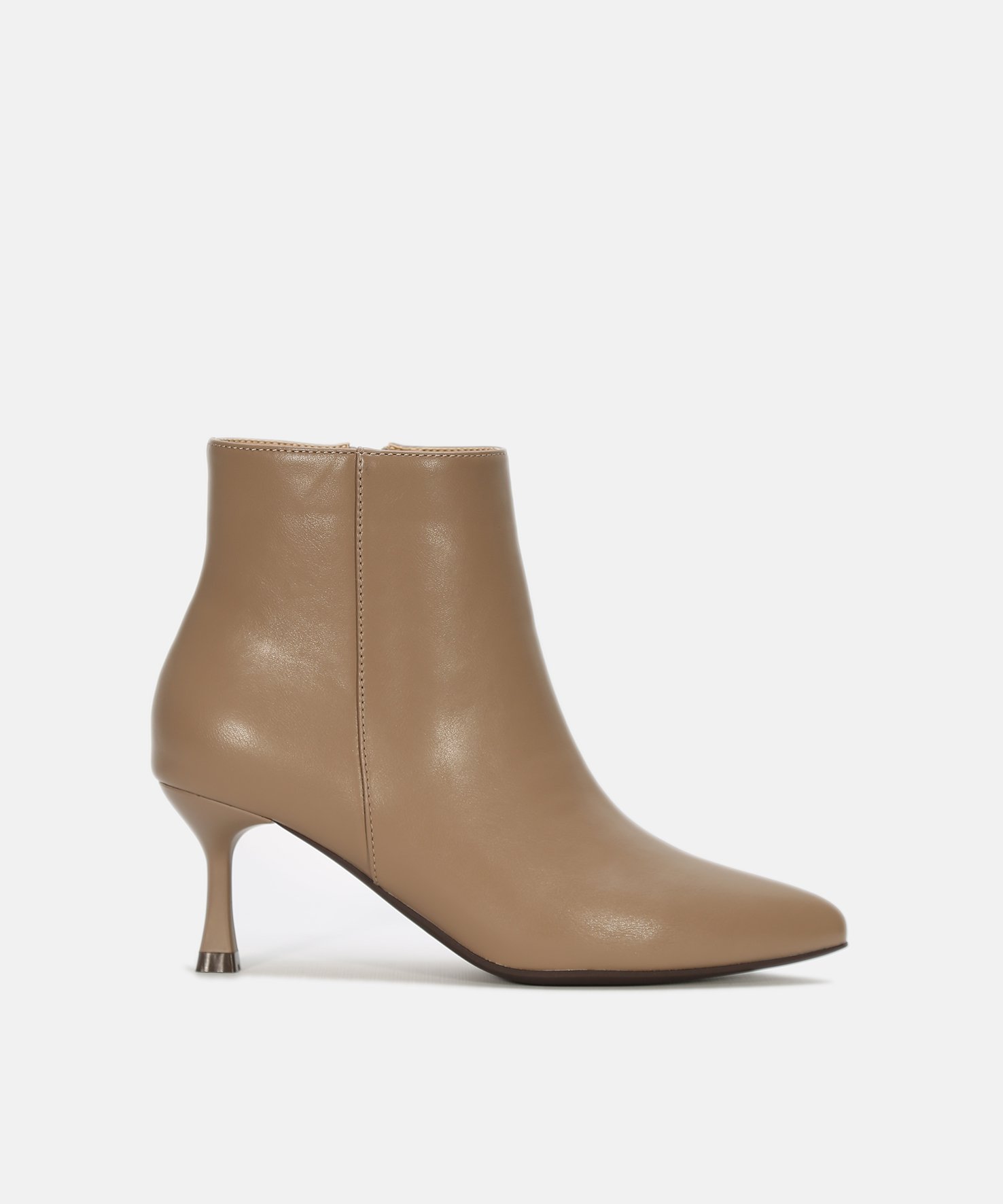 Botines tac&oacute;n fino image number null